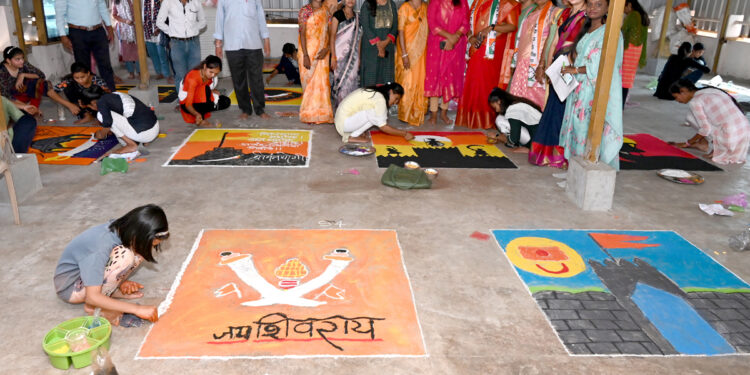 शिवजयंती सप्ताह निमित्त राष्ट्रवादी महिला काँग्रेसतर्फे रांगोळी स्पर्धेत 26 स्पर्धकांचा समावेश