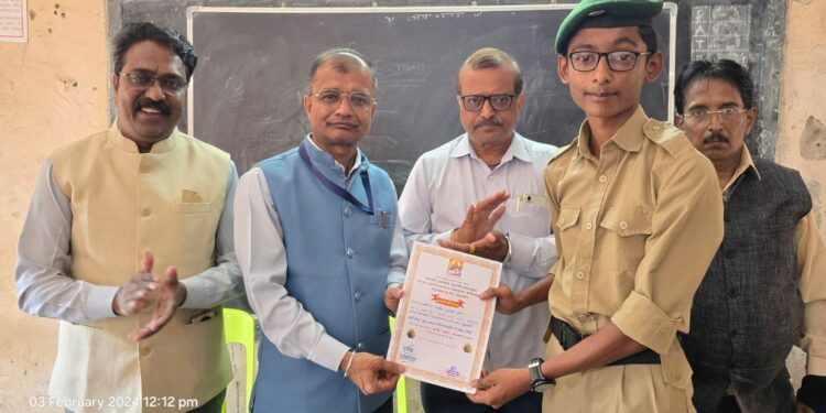 श्रीमती डी आर हायस्कूल येथे प्रधानमंत्री पदी बजरंग पवारची नियुक्ती