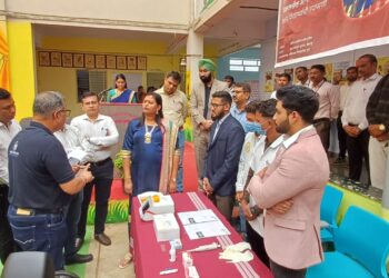 सिकलसेल स्क्रीनिंग कार्यक्रमाचा खा.डॉ. हिना गावित, डॉ. सुप्रिया गावित यांच्या प्रमुख उपस्थितीत शुभारंभ