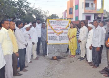 उमर्दे खुर्दे येथे तीन कोटींच्या विविध विकास कामांचे जि. प. अध्यक्षा डॉ. सुप्रिया गावित यांच्या हस्ते लोकार्पण