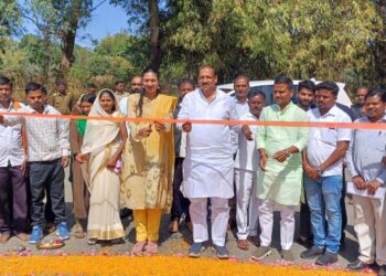 बारमाही रस्ते, घरकुले आणि स्वयंरोजगारातून वाडे-पाडे समृद्ध करणार : डॉ. विजयकुमार गावित