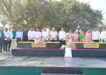 नंदुरबार तालुका विधायक समितीच्या माजी चेअरमन कै. विमलताई रघुवंशी यांची पुण्यतिथी निमित्त अभिवादन