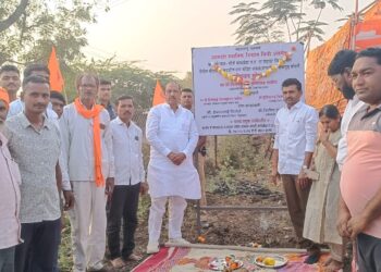कहाटूळ गटातील गावांमध्ये डॉ. विजयकुमार गावित यांच्या हस्ते विकास कामांचे लोकार्पण भूमिपूजन