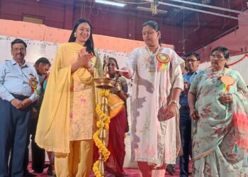 लवकरच स्त्रियांनी स्त्रियांसाठी चालवलेली स्त्री बँक स्थापन करु: खा. डॉ. हिना गावित यांची घोषणा