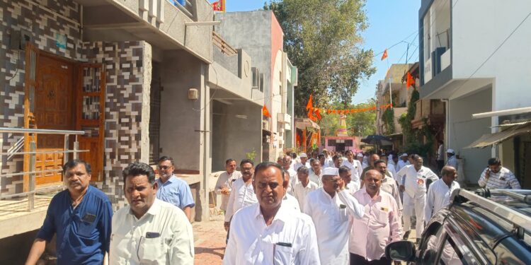 लोकशाही पॅनलच्या प्रचारफेरीस नंदुरबार तालुक्यातील गावांना जोरदार पाठिंबा