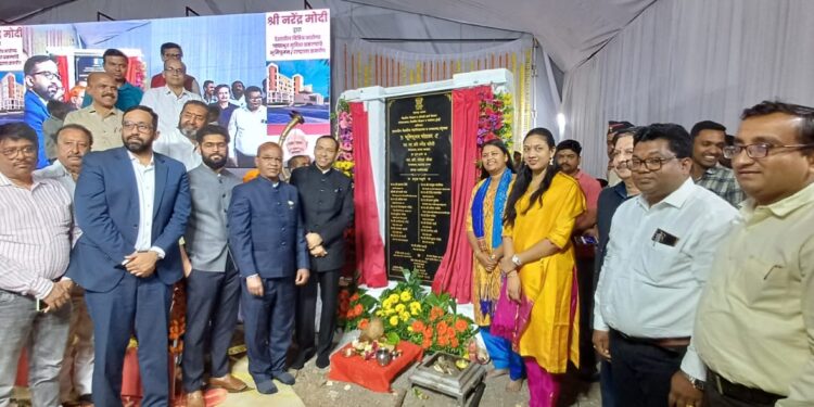 नंदुरबारला मेडिकल हब उभे करणार: खा. डॉ. हिना गावित यांची वैद्यकीय महाविद्यालय भूमिपूजन प्रसंगी घोषणा