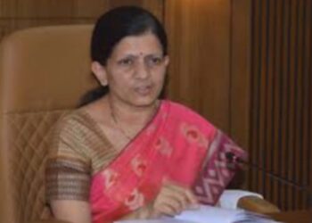 राज्य सेवा हक्क आयोगाच्या आयुक्त चित्रा कुलकर्णी यांचा नंदुरबार जिल्हा दौऱ्यावर