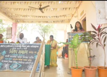 श्रीमती.क.पु.पाटील माध्यमिक विद्यालयात दहावी व बारावीच्या विद्यार्थ्यांना निरोप