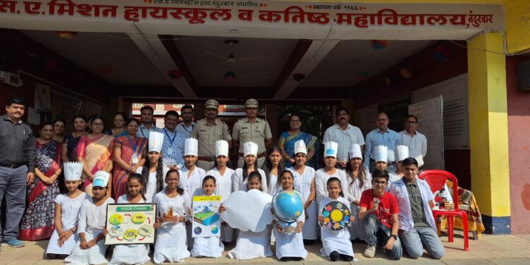 एस. ए. मिशन हायस्कूल येथे विज्ञान दिन साजरा