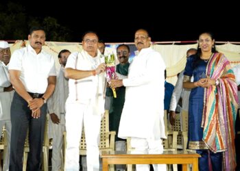 प्रकल्प सुरू करून गतवैभव प्राप्तीसाठी एकत्रित प्रयत्न करणार, शहादा येथे मान्यवरांची ग्वाही