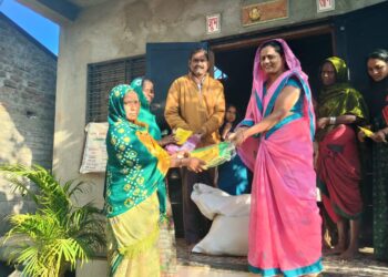 प्रत्येक शिधापत्रिका धारक कुटूंबाला वर्षाला एक साडी मोफत मिळणार : मनीषा खत्री