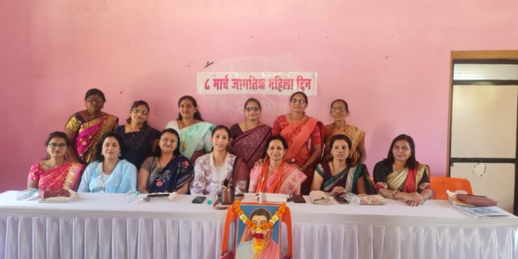 शहादा तालुका भाजपा महिला मोर्चाच्या वतीने महिला दिनानिमित्त महिला सक्षमीकरणासाठी कार्यक्रम उत्साहात
