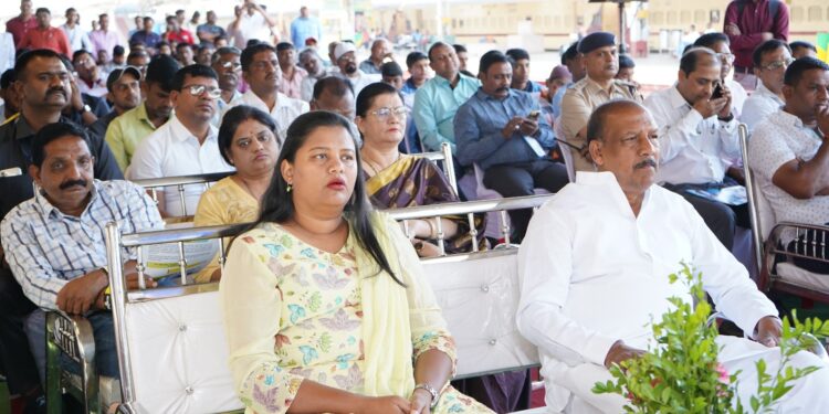 नंदुरबार स्थानकावर ‘एक स्थानक एक उत्पादक’ या योजनेचे उद्घाटन