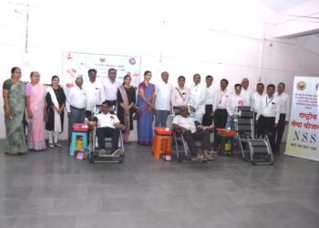 श्री पी के अण्णा पाटील फाऊंडेशन व जायन्टस ग्रुप, जायन्टस सहेली ग्रुप यांच्या संयुक्त विद्यमाने आयोजित रक्तदान शिबिरात 68 दत्यांचे रक्तदान