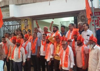 नंदुरबार लोकसभेचे उमेदवार अ‍ॅड.गोवाल पाडवी यांच्या प्रचारार्थ साक्री तालुका शिवसेना कार्यालयाचे उद्घाटन