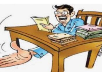 शेतजमिनीची नवीन मोजणीसाठी तीन हजाराची लाच घेणाऱ्या भूमी अभिलेख कार्यालयातील शिपायाला रंगेहाथ अटक