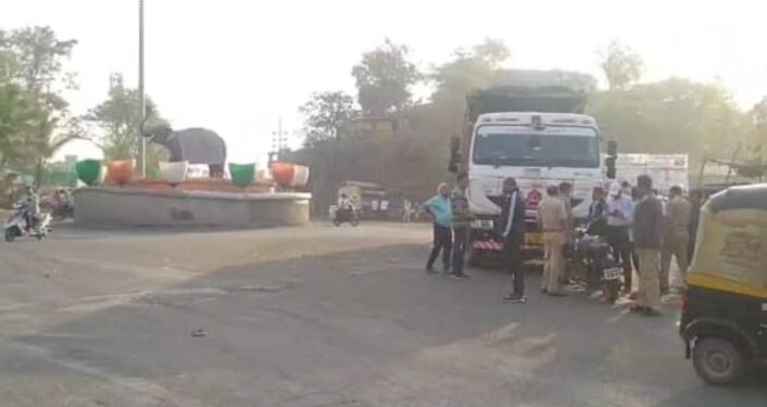 डंपरची सायकलला धडक, विद्यार्थिनीचा मृत्यू, निंभेल येथे शोकाकुल वातावरणात अंत्यसंस्कार