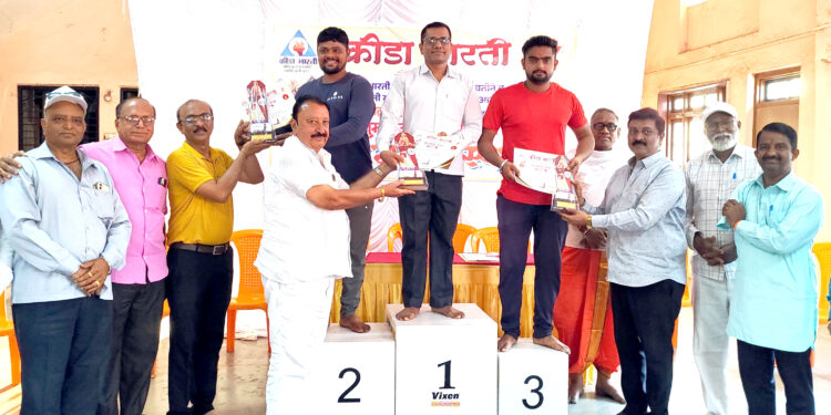 जोर मारणे स्पर्धेत प्रा.डॉ.गणेश पाटील, शिवराज बुवा, पवन चौधरी ठरले विजेते
