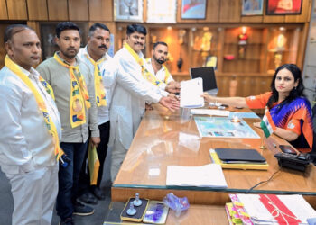 वंचित बहुजन आघाडीच्या उमेदवारीमुळे काँग्रेसचे डोकेदुखी