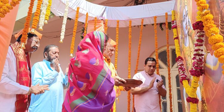 रघुवंशी परिवाराच्या श्रीराम मंदिरात धार्मिक कार्यक्रम;महाप्रसादाचे झाले वाटप