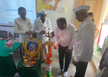 जिल्ह्यातील पहिला उपक्रम: श्रीमती क.पू .पाटील माध्यमिक विद्यालयात लर्निंग मॅनेजमेंट सिस्टमचे उद्घघाटन