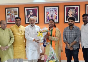 माझेच नुकसान होत आहे. डॉ.हिना गावित यांच्या भेटीनंतर असे का म्हणाले मा.आ. चंद्रकांत रघुवंशी