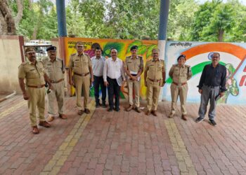 लोकसभेच्या पार्श्वभूमीवर म्हसावद व खेतीया पोलिसांची सभा