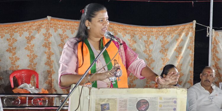 विरोधकांच्या खोट्या प्रचाराला महायुतीच्या उमेदवार डॉ. हिना गावित यांचे ठोस प्रतिउत्तर