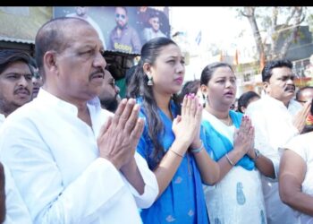 महामानव बाबासाहेब आंबेडकर यांना अभिवादन