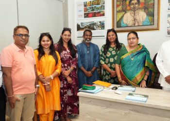 मंत्री डॉ. विजयकुमार गावित, खा. डॉ. हिना गावित यांनी केले मुंबईतील निवासी कला शिबिराचे उदघाटन