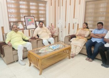 नंदूरबार जिल्ह्यातील महायुतीचा तिढा लवकरच सुटणार,पालकमंत्री अनिल पाटील यांनी डॉ. विजयकुमार गावित यांच्या निवासस्थानी भेट