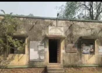 शेतकऱ्याकडून शेततळ्यासाठी 20 हजाराची लाच मागणाऱ्या मंडळ कृषी अधिकाऱ्याविरुद्ध गुन्हा दाखल