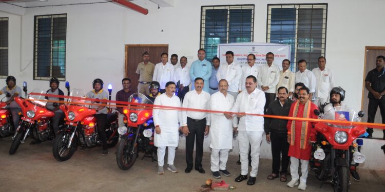 राज्यात आपत्कालीन फायर बाईकचे प्रथमच नंदुरबारमध्ये वितरण