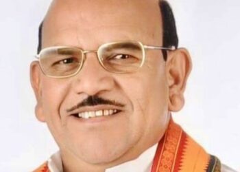 राष्ट्रीय अनुसूचित जनजाती आयोगाचे अध्यक्ष अंतरसिंग आर्या जिल्हा दौऱ्यावर