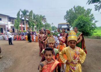 विद्या गौरव येथे आषाढी एकादशी उत्साहात