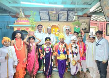 अनुभवावी वारी एकदा तरी