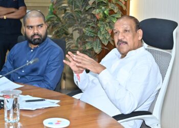 जलजीवन मिशनच्या कामांना परिपूर्ण प्रस्तावंसह नव्याने मान्यता घेणार : डॉ.विजयकुमार गावित