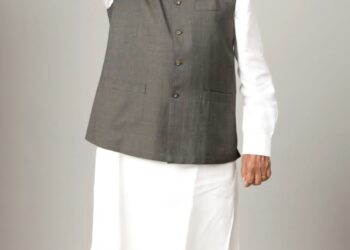 लोक कल्याणाच्या ध्येयाने झपाटलेले अतुलनीय नेतेः डॉ. विजयकुमार गावित