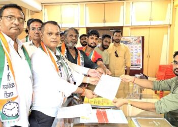 बदलापूर घटनेच्या पार्श्वभूमीवर नंदुरबार जिल्ह्यातील शाळांमध्ये उपाययोजना करा, राष्ट्रवादीतर्फे जिल्हाधिकाऱ्यांना निवेदन