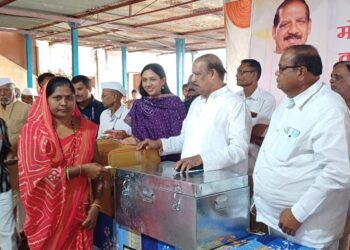 औद्योगिक विकासातून  स्थानिक रोजगार निर्मितीला चालना देणार : डॉ. विजयकुमार गावित