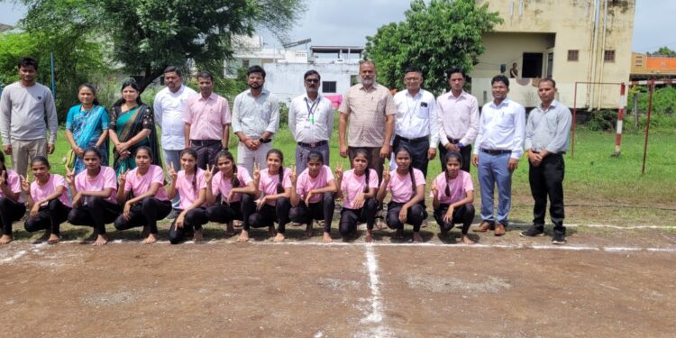 तळोदा तालुका स्तरीय कबड्डी स्पर्धा विद्या गौरव येथे उत्साहात