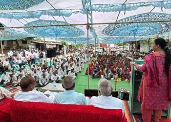 मंत्री डॉ. विजयकुमार गावित आयोजित प्रकाशा आणि जयनगर येथील नोंदणी शिबिराचा 2 हजारहून अधिक ज्येष्ठांनी घेतला लाभ