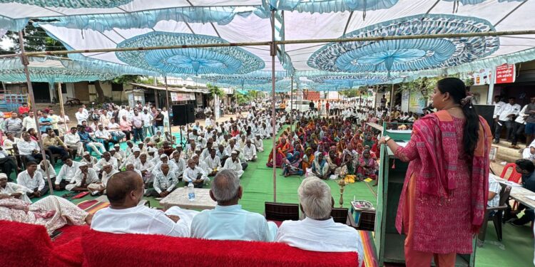 मंत्री डॉ. विजयकुमार गावित आयोजित प्रकाशा आणि जयनगर येथील नोंदणी शिबिराचा 2 हजारहून अधिक ज्येष्ठांनी घेतला लाभ