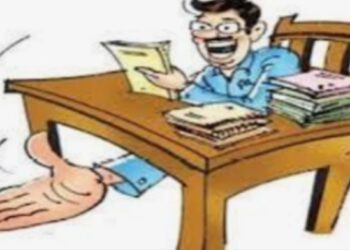 घरकुलचा हप्ता मिळण्यासाठी दोन हजाराची लाच घेताना अभियंत्यास रंगेहाथ पकडले