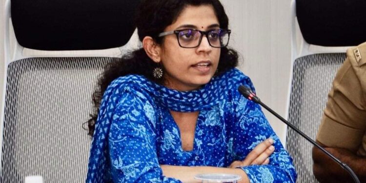 ओळखपत्र नसल्यास इतर बारा पैकी कुठलाही एक पर्याय मतदानासाठी ग्राह्य धरणार डॉ. मित्ताली सेठी