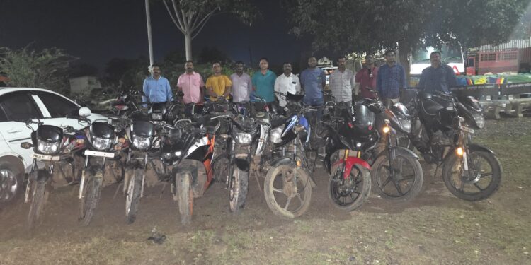 चोरीच्या 18 मोटरसायकली पोलिसांनी केल्या जप्त, स्थानिक गुन्हे अन्वेषण विभागाची कारवाई