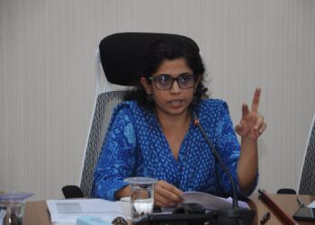 नामनिर्देशन पत्र दाखल करण्यासाठी उमेदवारासोबत, पाच व्यक्ती व ताफ्यात तीनच वाहने असावीत : जिल्हादंडाधिकारी डॉ. मित्ताली सेठी