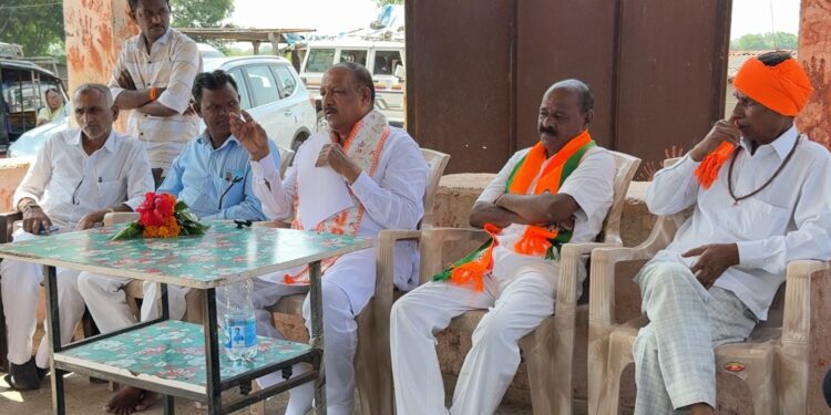 सद्विवेक बुद्धी जागृत ठेवून विकासालाच मत द्या; शहादा तालुक्यातील प्रचार दौऱ्यात डॉक्टर गावित यांचे आवाहन