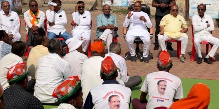 डॉ.विजयकुमार गावित यांनी विरोधकांचा घेतला समाचार; कॉर्नर सभांमधून मांडला विकास आढावा