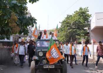 आमच्या विरोधी उमेदवाराने कोणते राजकीय आणि विकासात्मक योगदान दिलंय? डॉ. विजयकुमार गावित यांचा प्रश्न